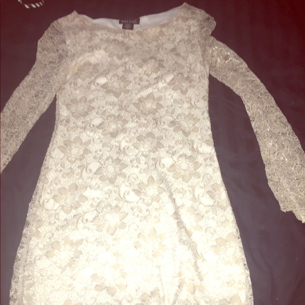 Lacy sleeve dress
